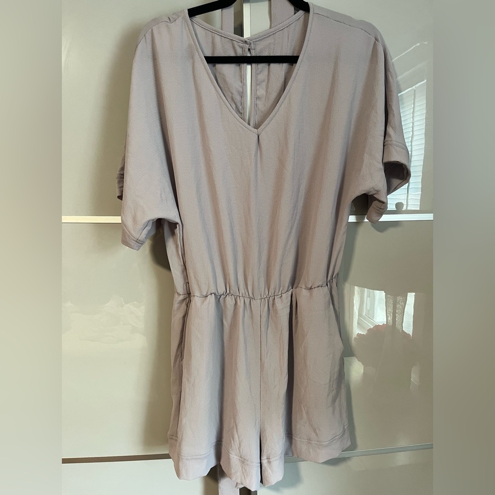 Source Unknown Lavender Color Short Sleeve Romper